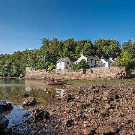 Sloop Inn Cottage Haverfordwest Exterior foto
