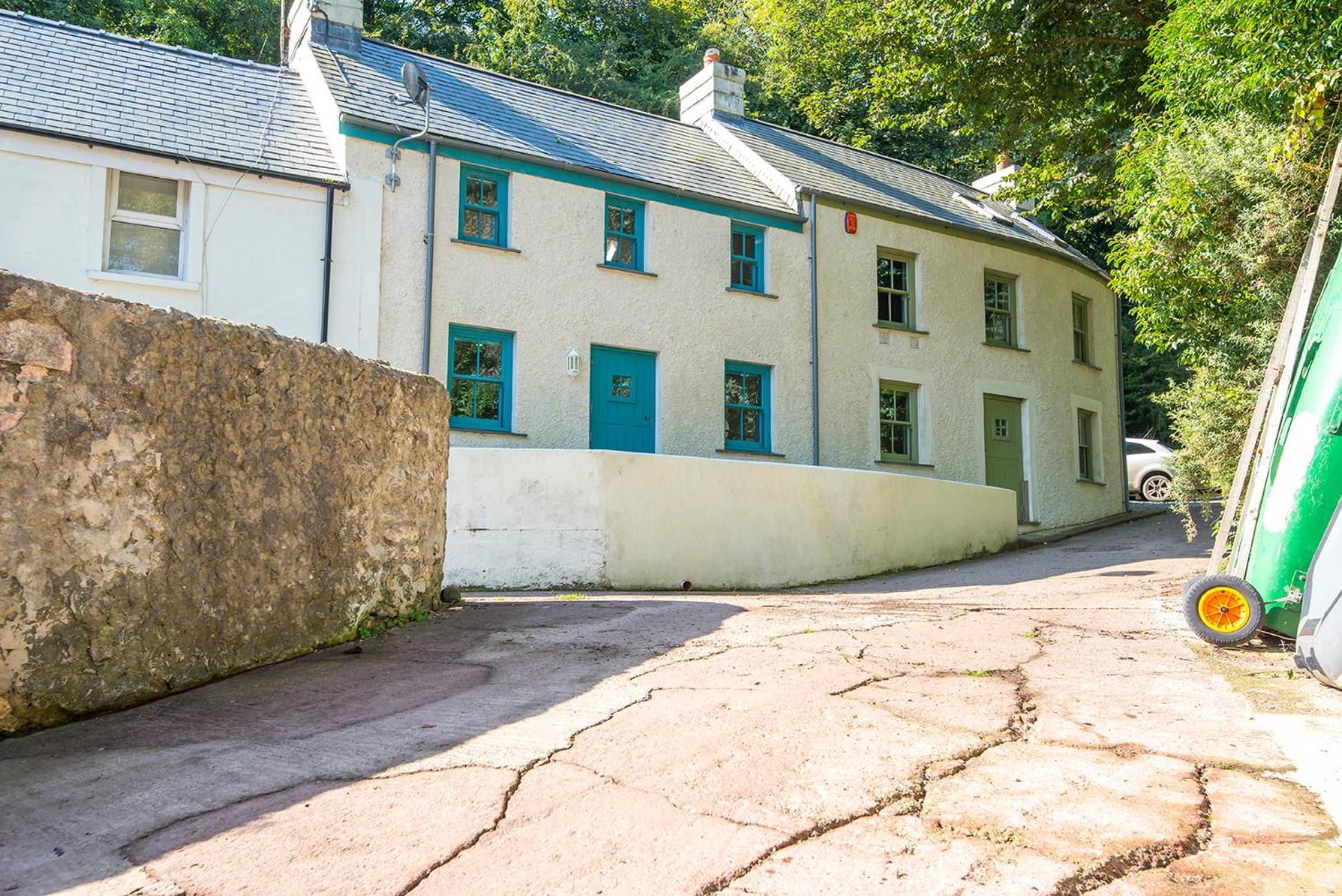Sloop Inn Cottage Haverfordwest Exterior foto